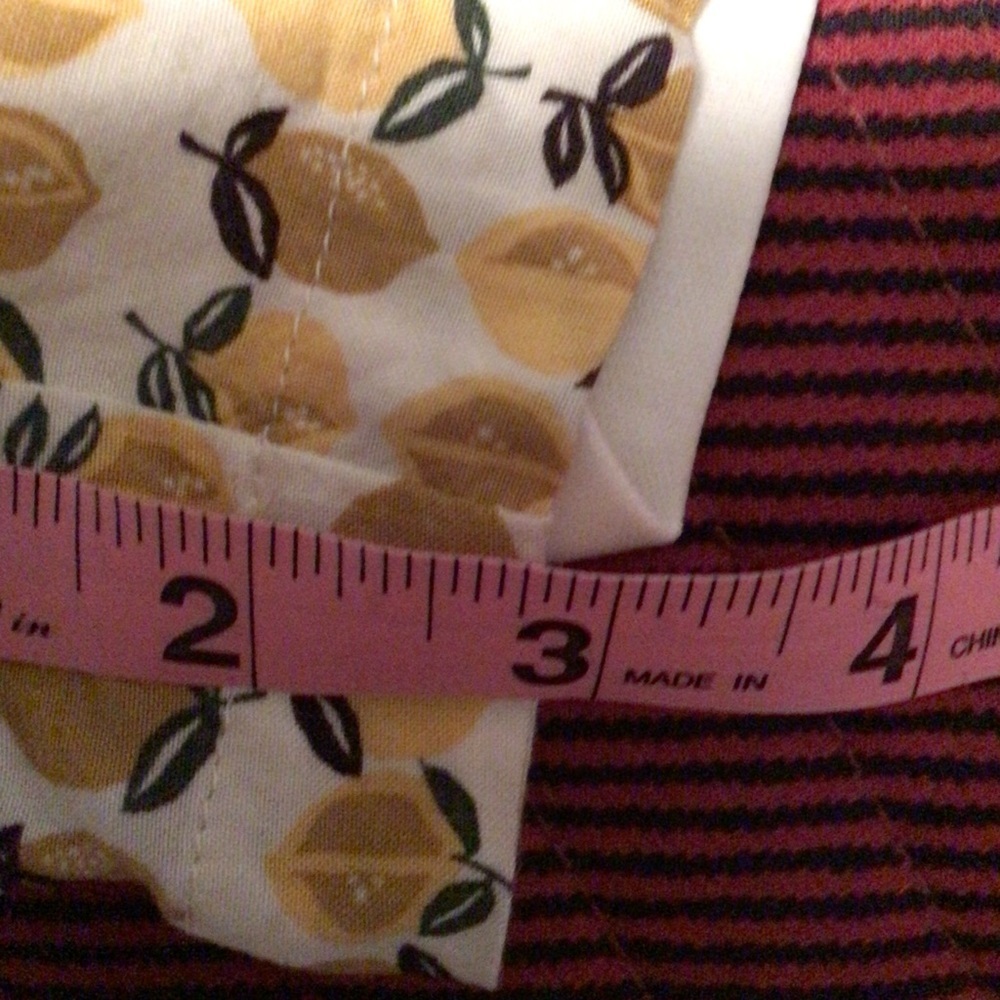Alya Lemon Print Button Up Shorts - Picture 7 of 7